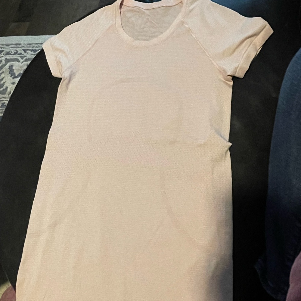 Lululemon Swiftly Tech - Pale Pink
